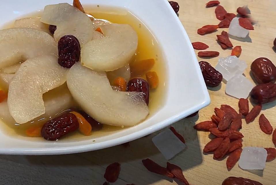 poached pear without wine