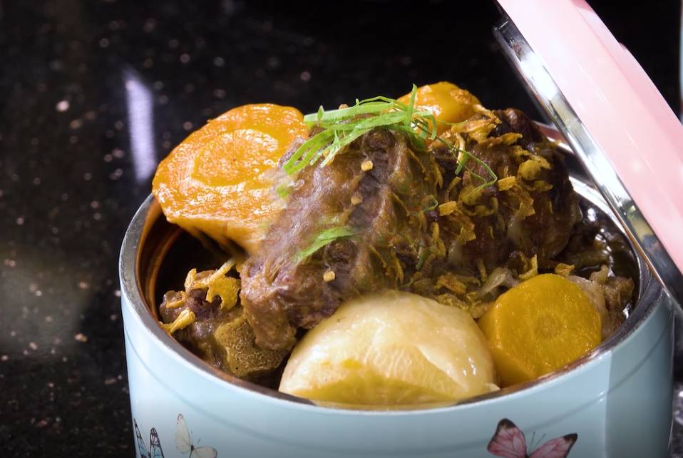 pressure cooker oxtail soup