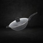Shogun Shinji 32 x 10cm wok with Glass Lid, 5.8L( Induction) Shogun Shinji 32 x 10cm wok with Glass Lid, 5.8L( Induction)