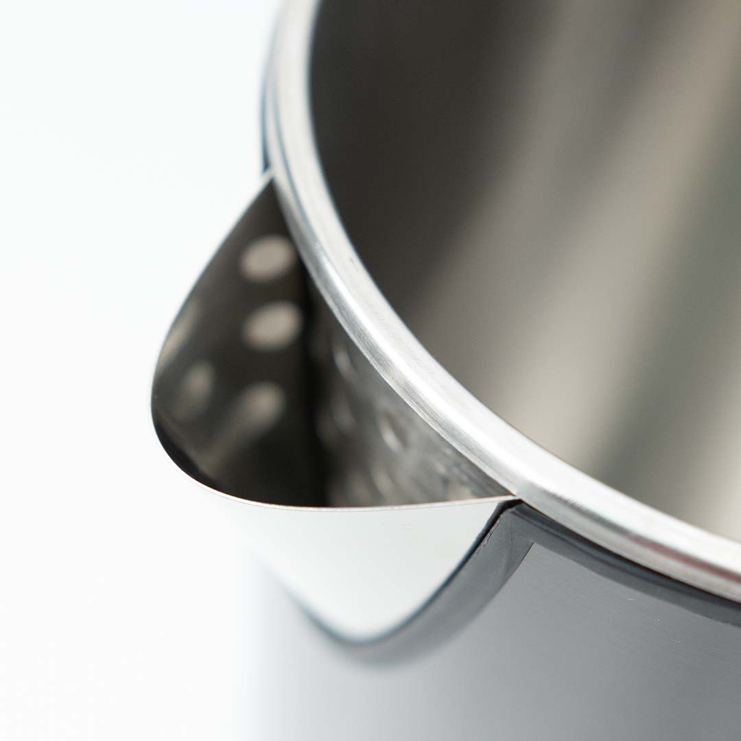 2024.08.14 Kettle Titanium Black Product Image 03 2024.08.14 Kettle Titanium Black Product Image 03