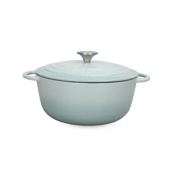 2024.12.23 Amoura Cast Iron 24cm No price 2024.12.23 Amoura Cast Iron 24cm No price